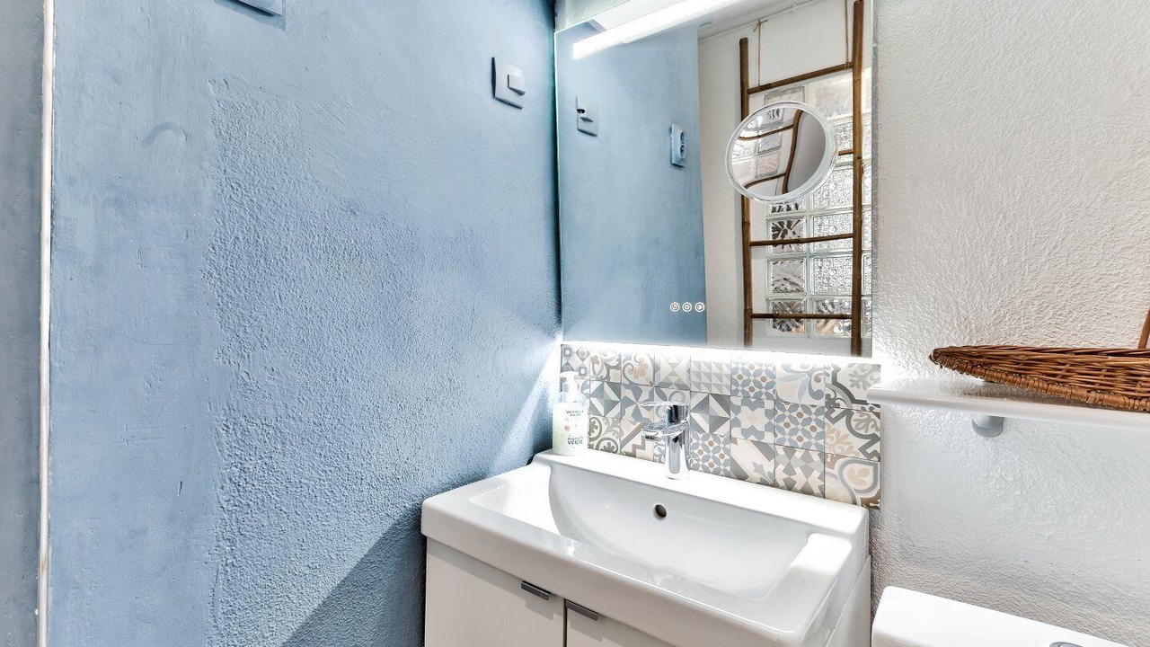 Photo of Bathroom in Les Grands Carmes