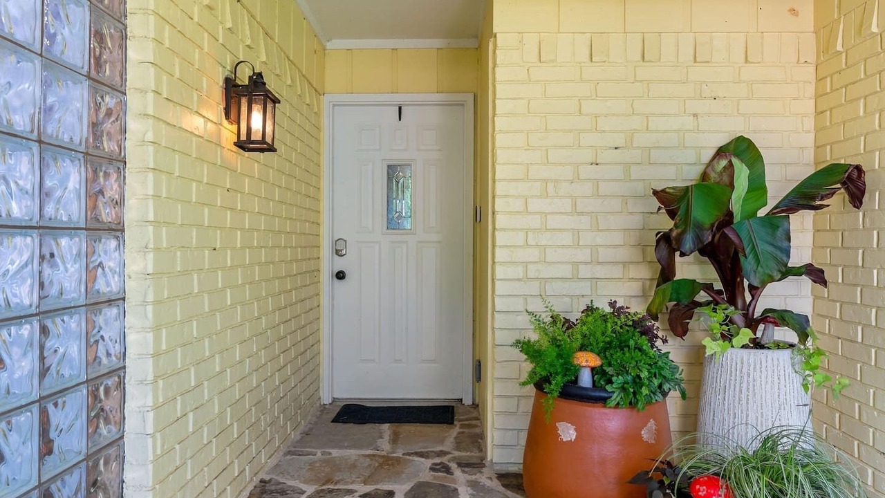 Photo of Outdoor in Enchanted Oaks