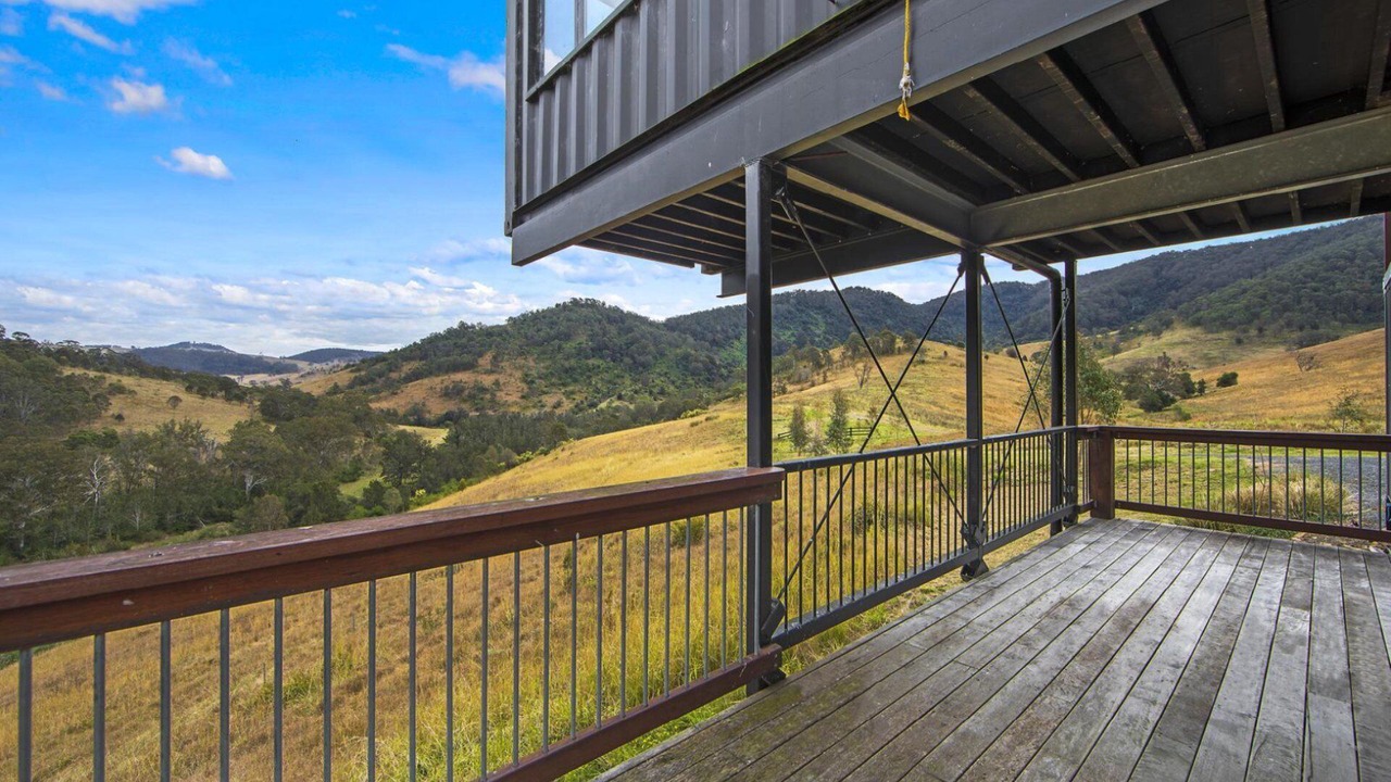 Photo of Patio Balcony in Bindera
