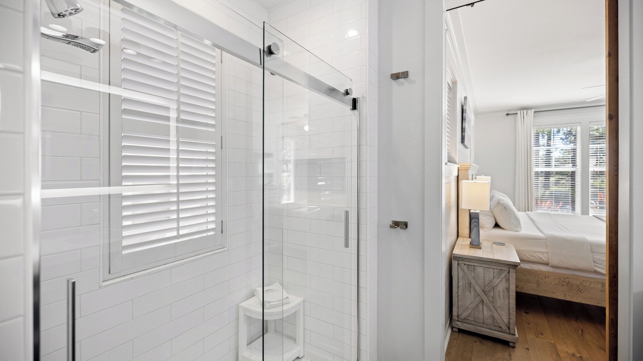 Photo of Bathroom in Laurel Grove
