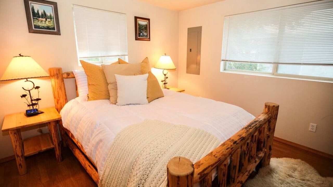 Photo of Bedroom in Port Angeles