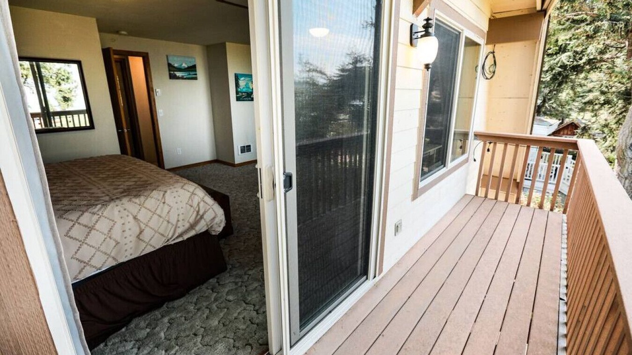Photo of Patio Balcony in Port Angeles