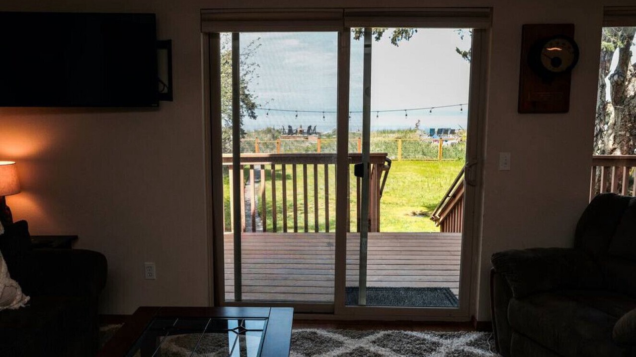 Photo of Livingroom in Port Angeles