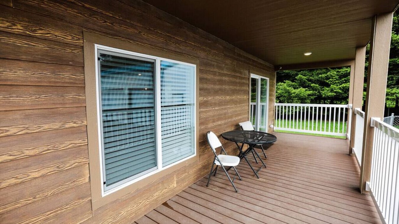 Photo of Patio Balcony in Forks