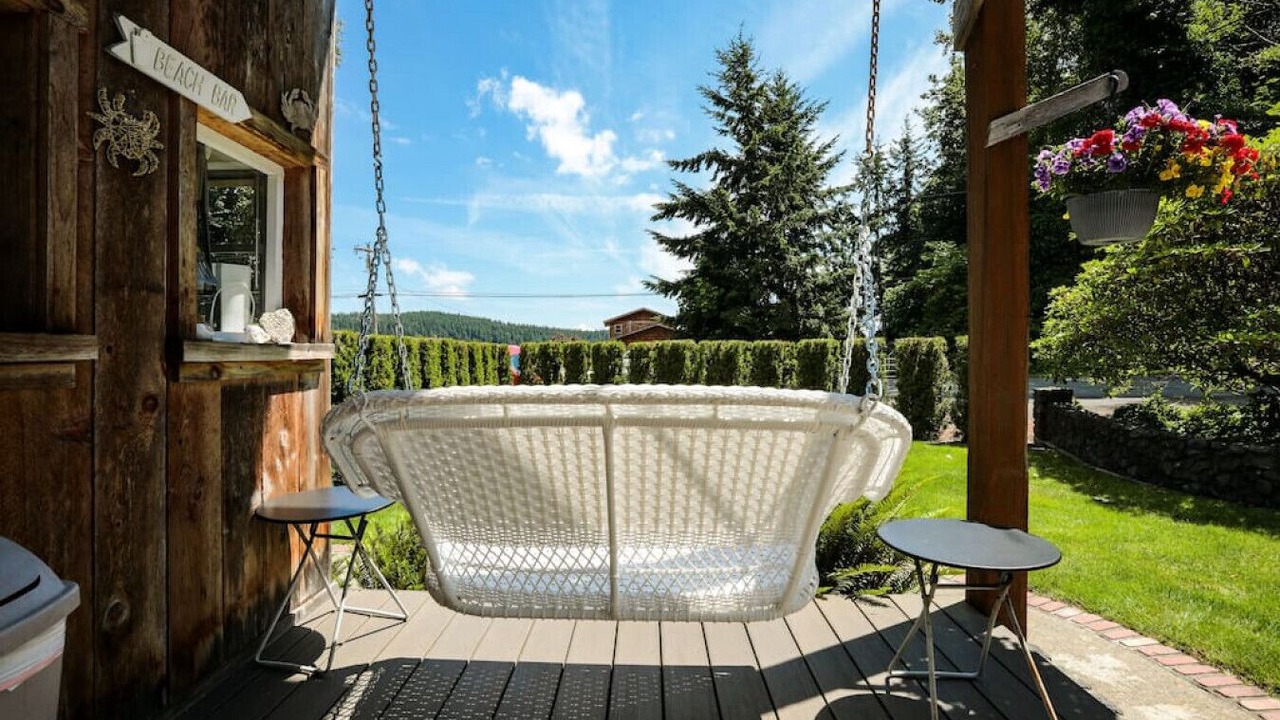 Photo of Patio Balcony in Brinnon