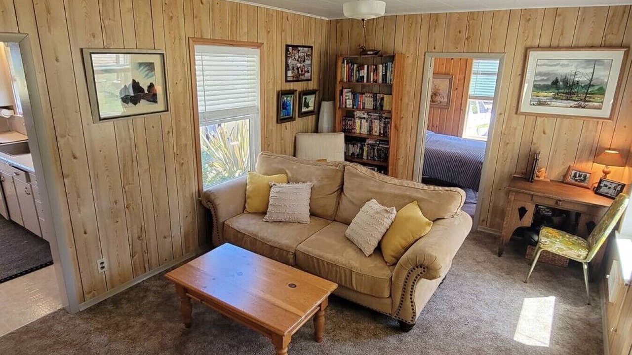 Photo of Livingroom in Neah Bay