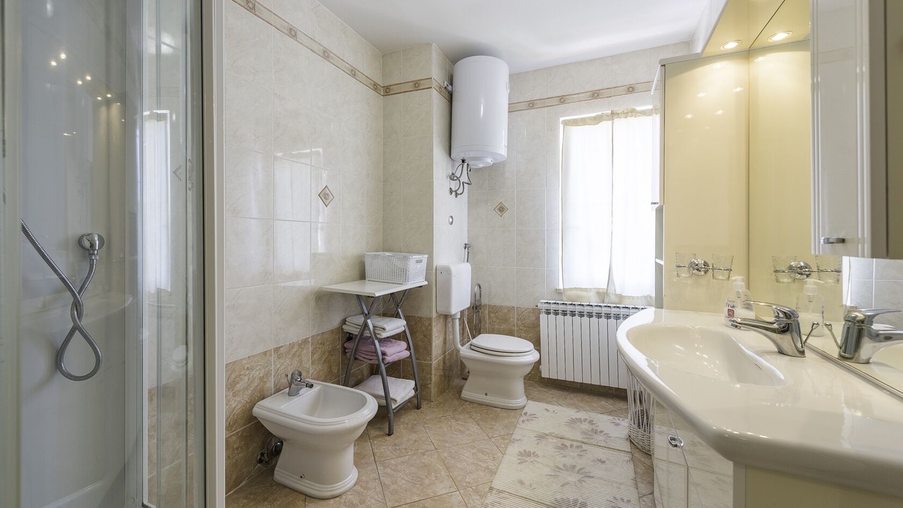 Photo of Bathroom in Tinjan
