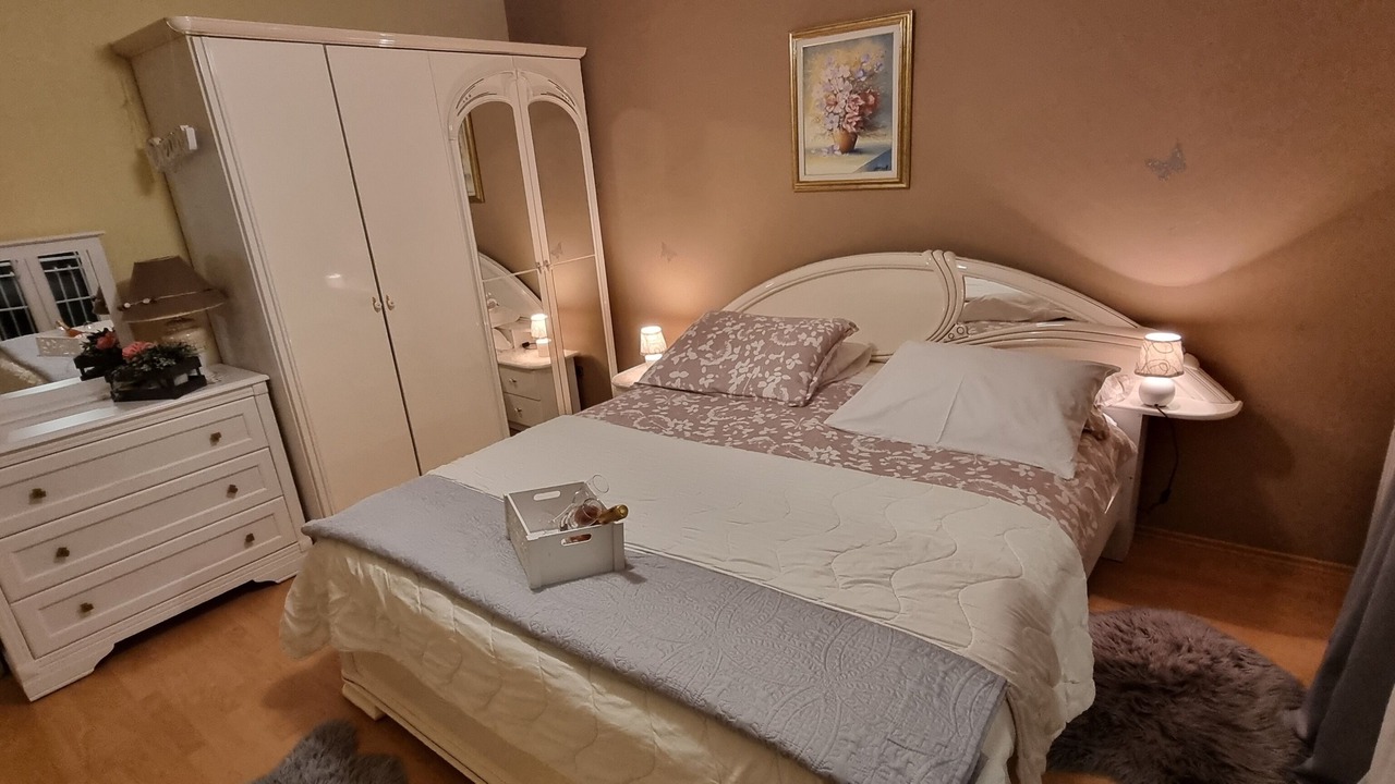 Photo of Bedroom in Tinjan