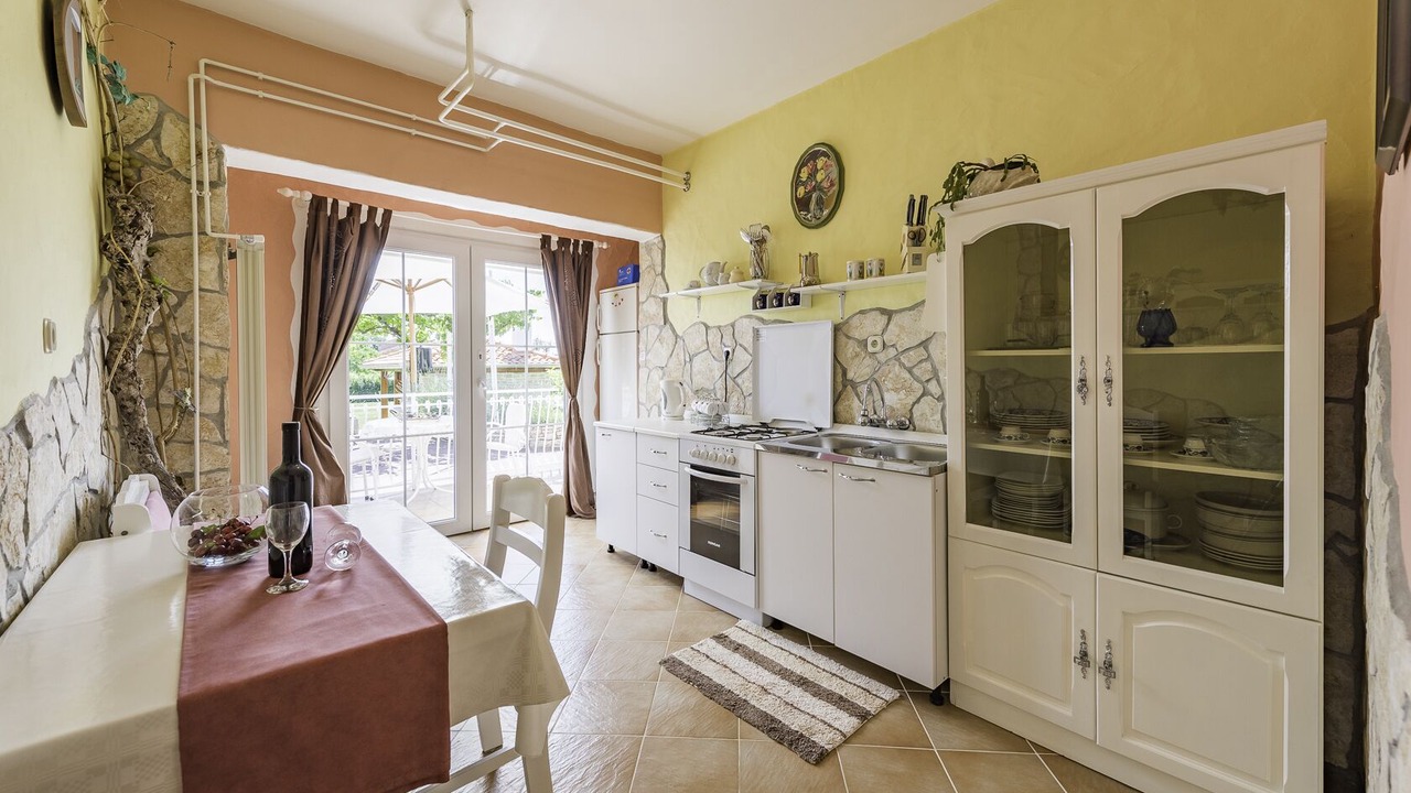 Photo of Kitchen in Tinjan