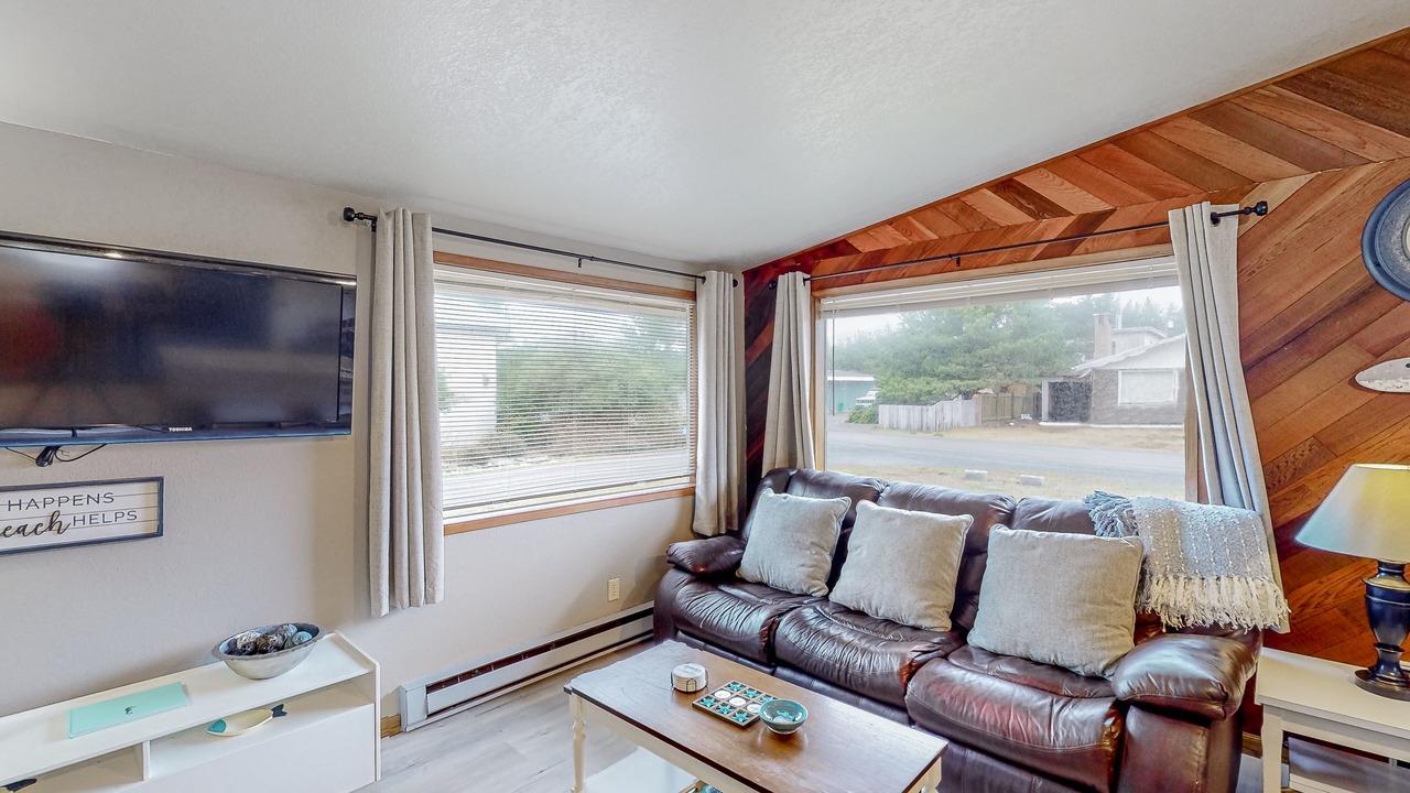 Photo of Livingroom in Grayland