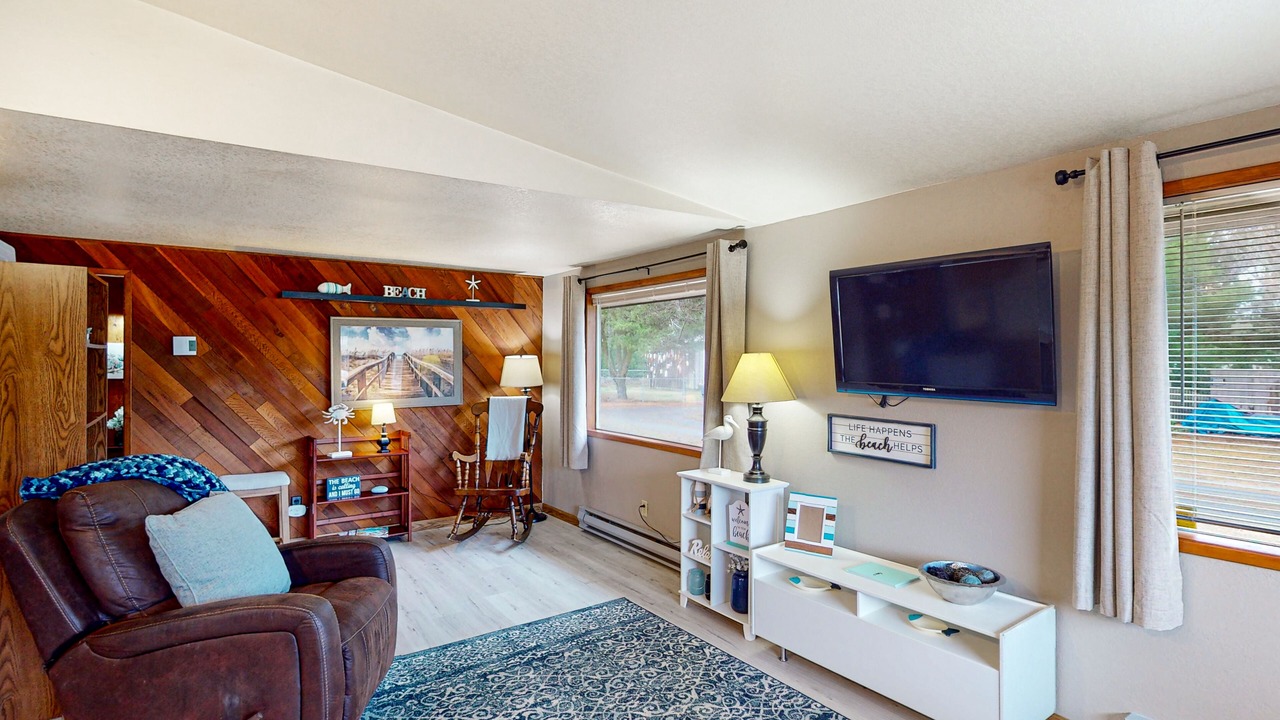 Photo of Livingroom in Grayland