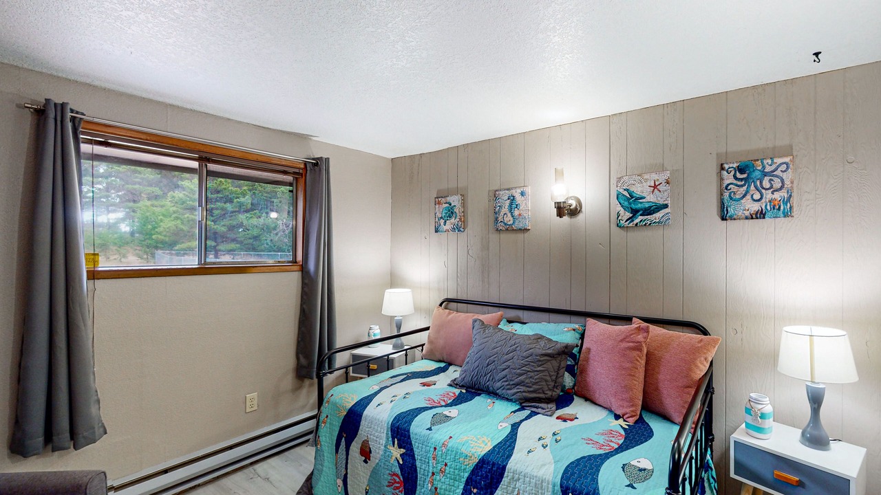 Photo of Bedroom in Grayland