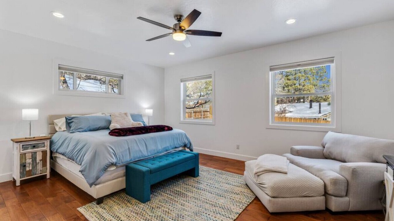 Photo of Bedroom in Swiss Manor