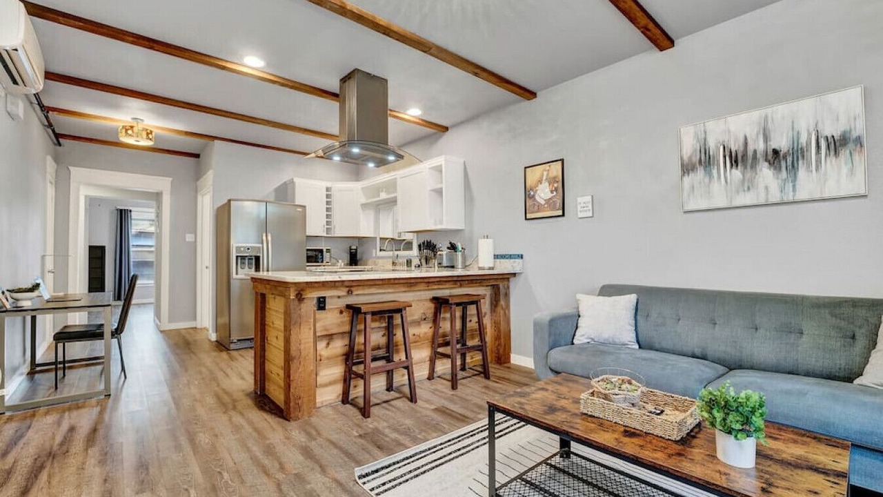 Photo of Livingroom in Hilltop