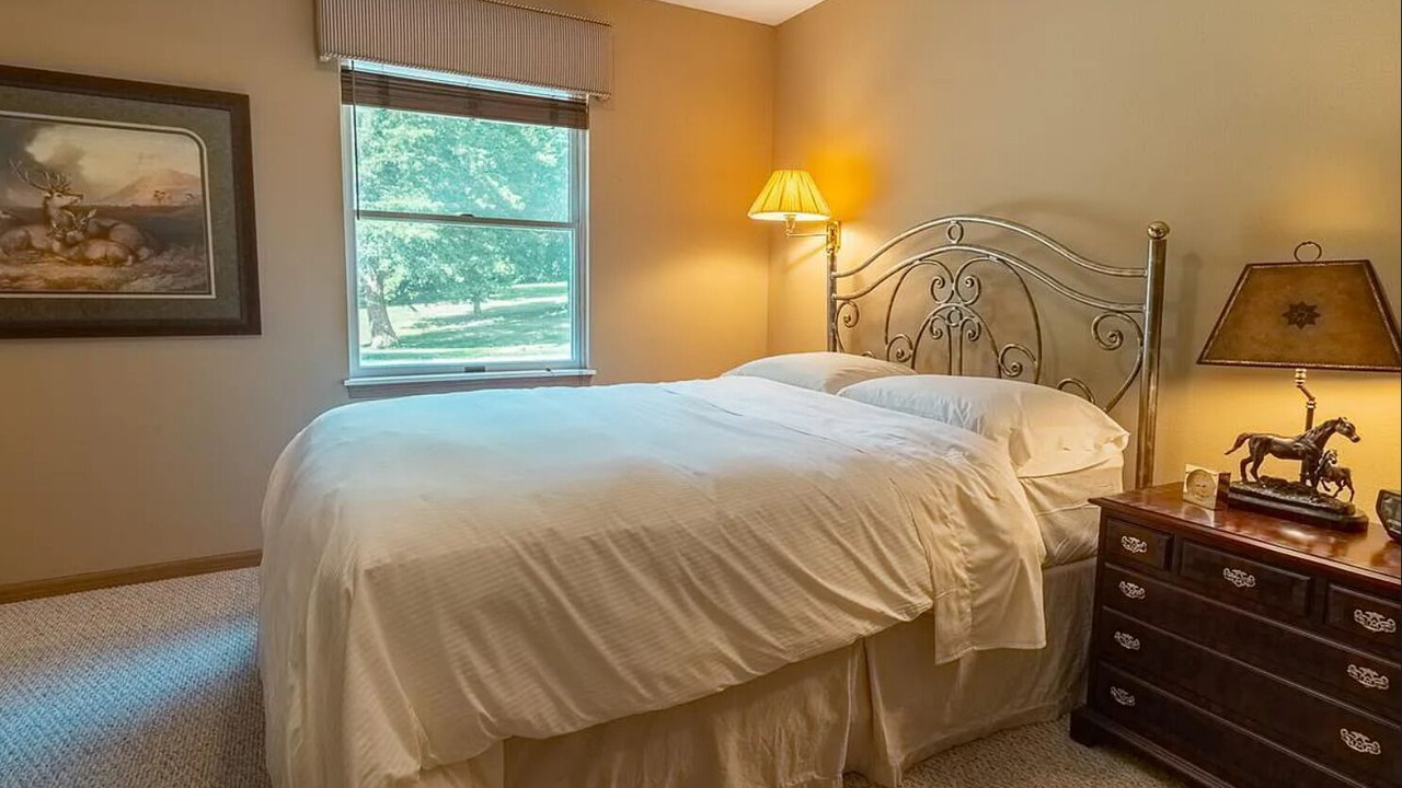 Photo of Bedroom in Winfield