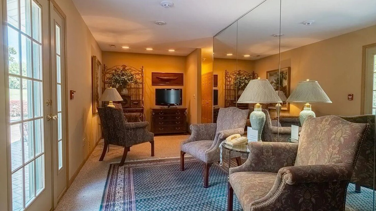 Photo of Livingroom in Winfield