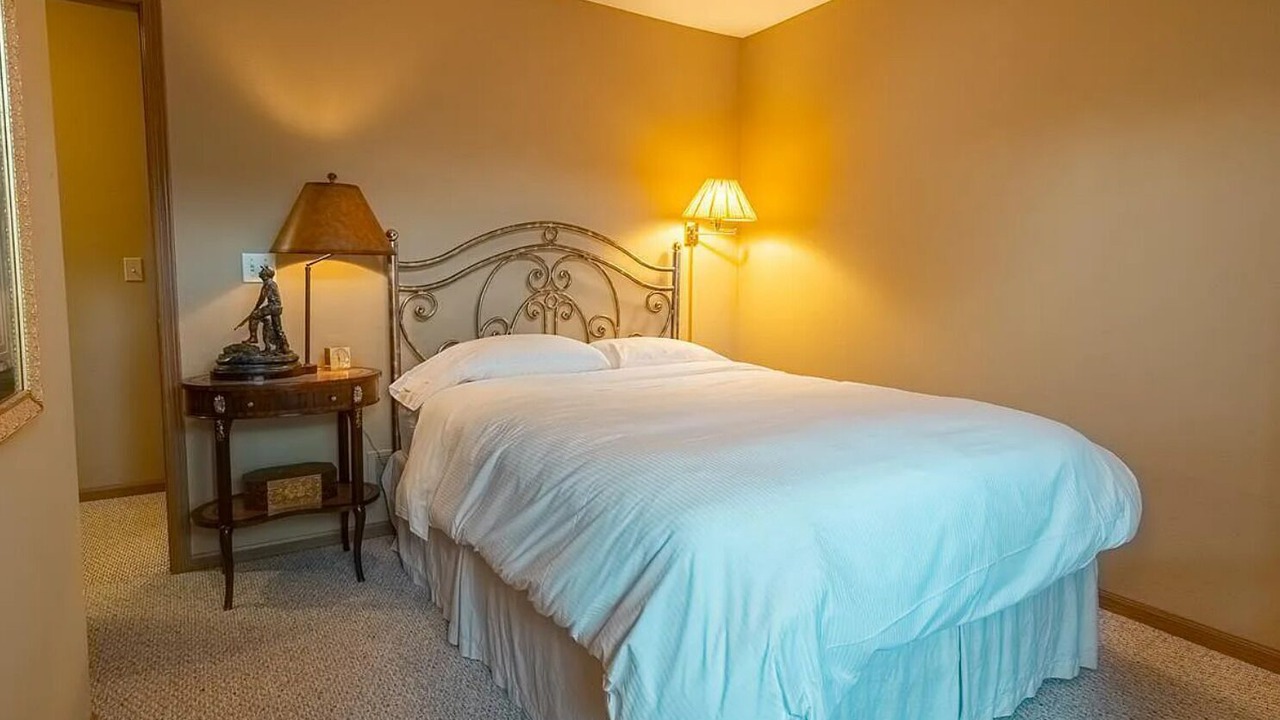 Photo of Bedroom in Winfield
