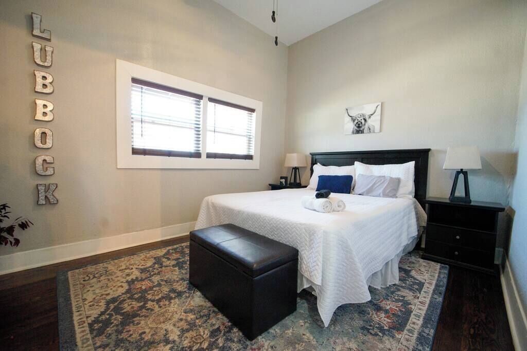 Photo of Bedroom in Midtown