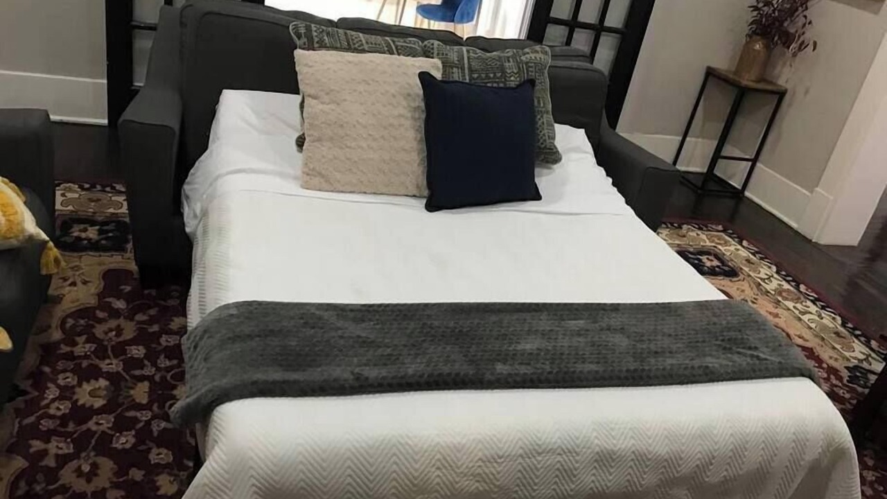 Photo of Bedroom in Midtown