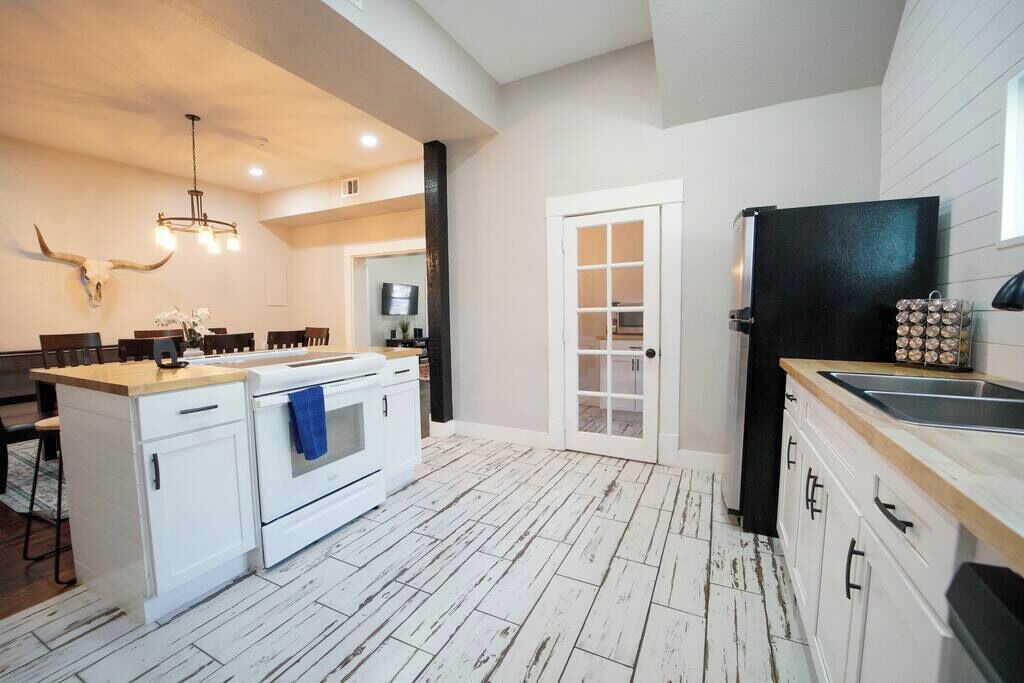 Photo of Kitchen in Midtown