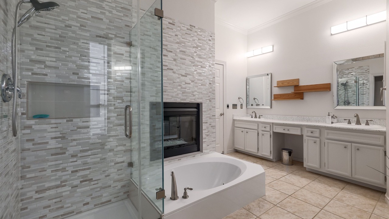 Photo of Bathroom in Shady Hollow