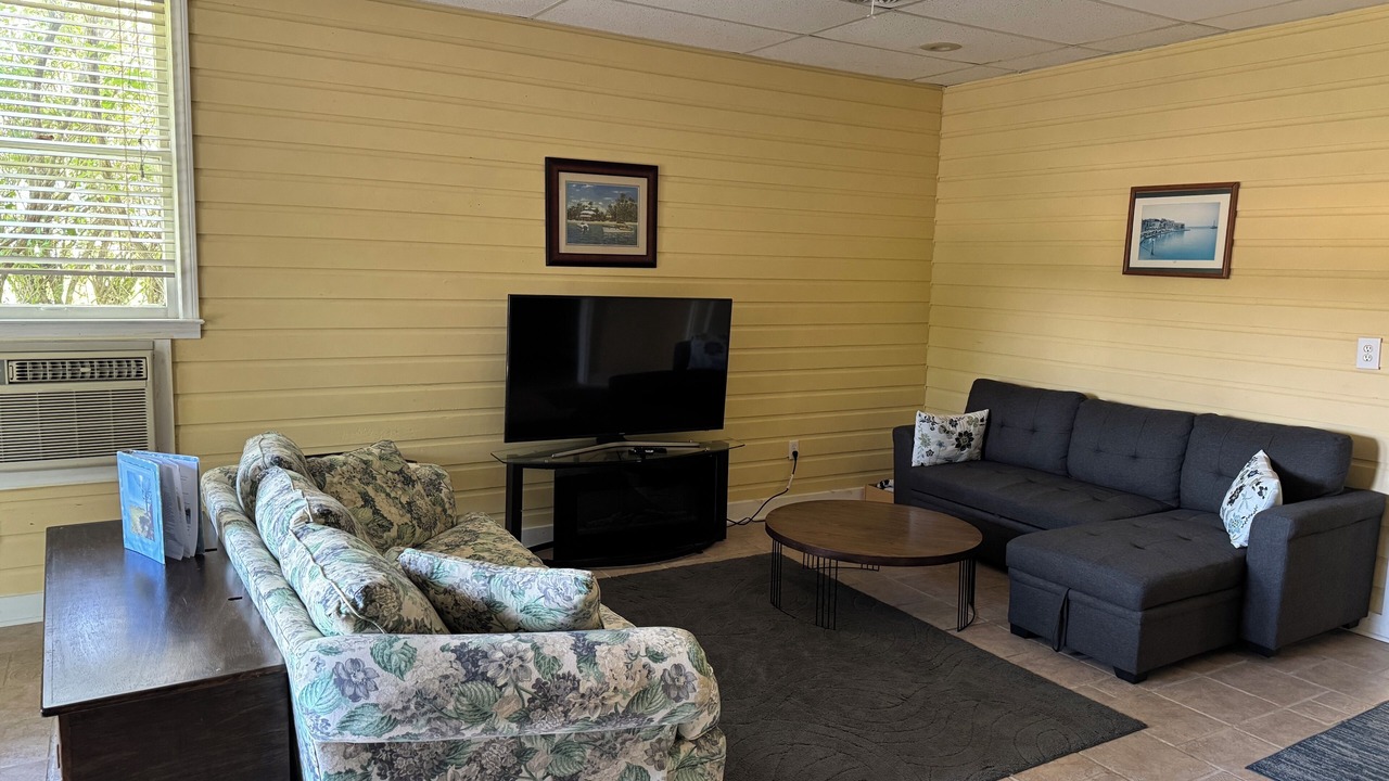 Photo of Livingroom in Port Sanilac