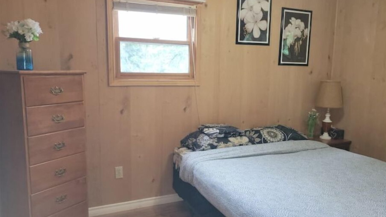 Photo of Bedroom in Hastings Highlands
