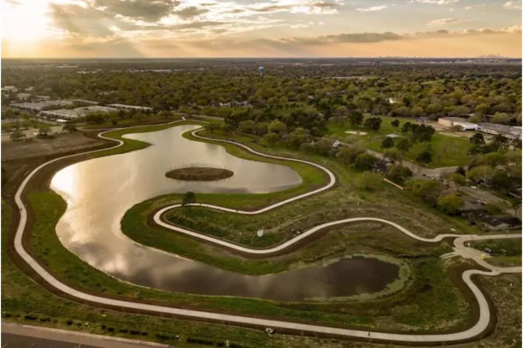 Photo of Outdoor in Clear Lake