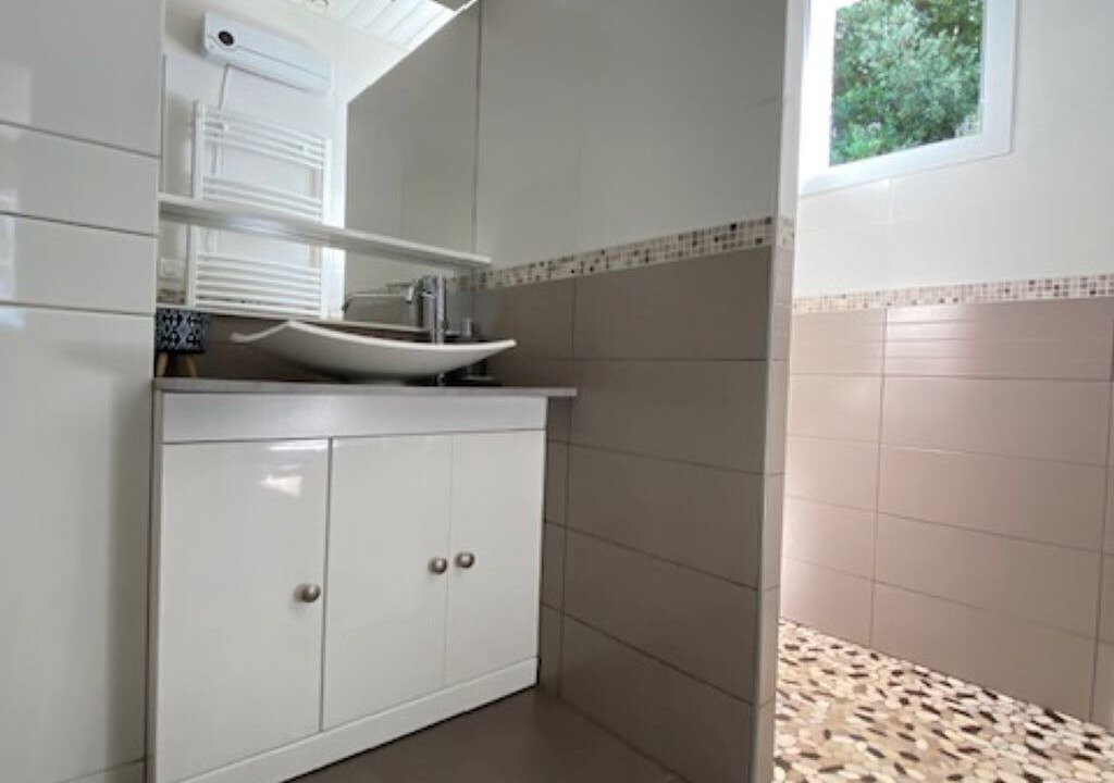 Photo of Bathroom in Sainte-Marie-de-Re