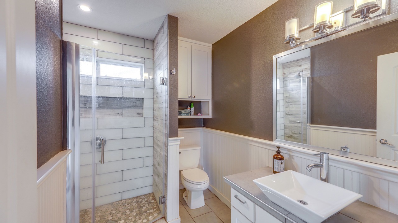 Photo of Bathroom in Govalle