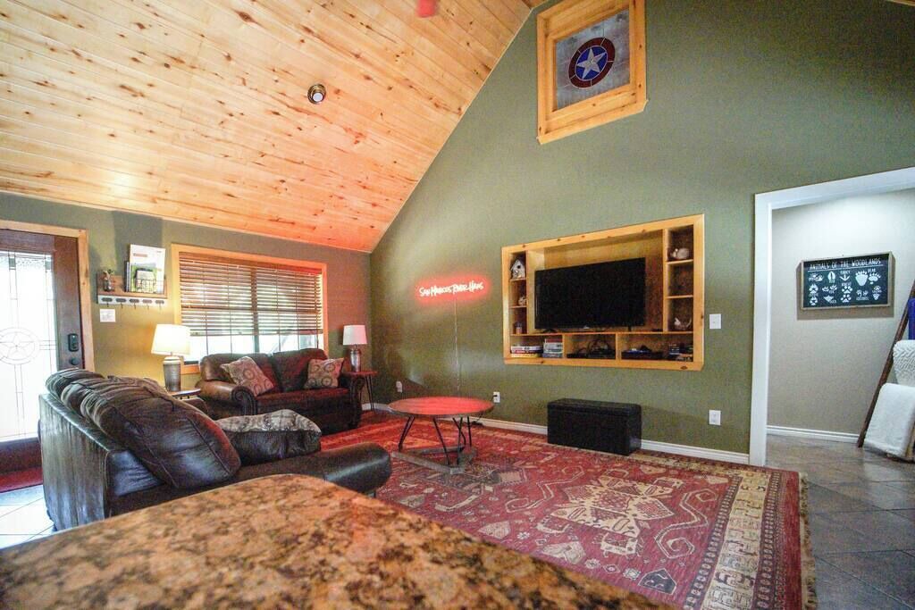 Photo of Livingroom in Martindale