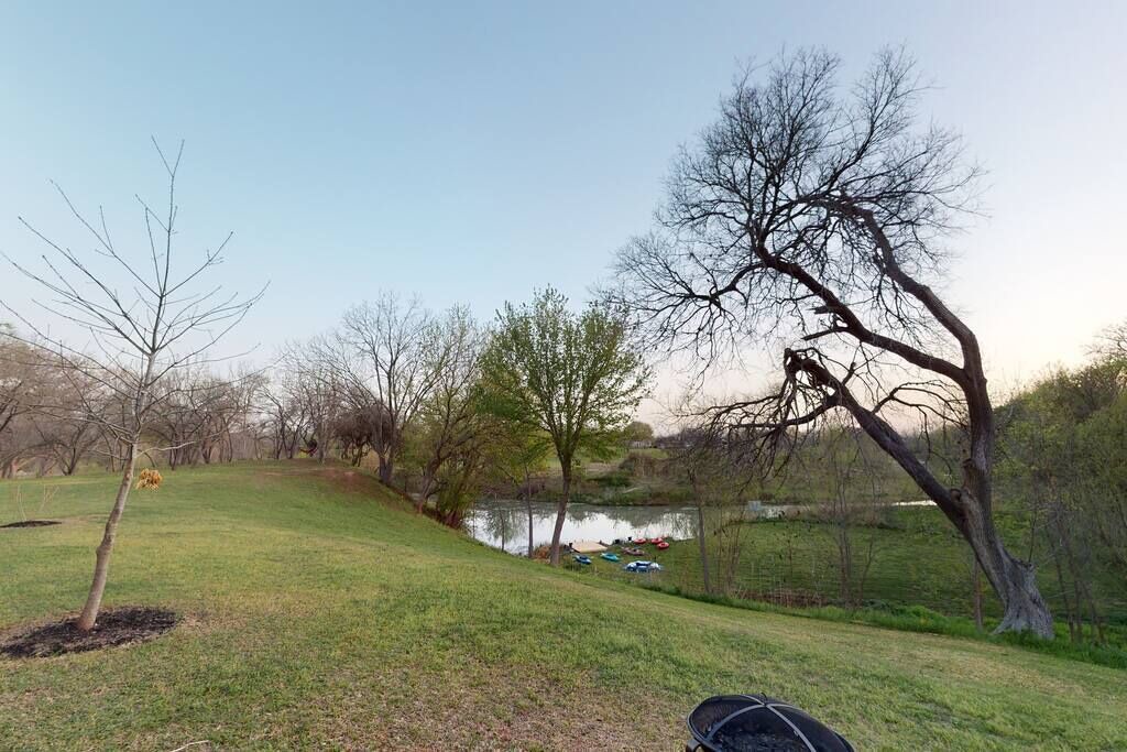 Photo of Outdoor in Martindale