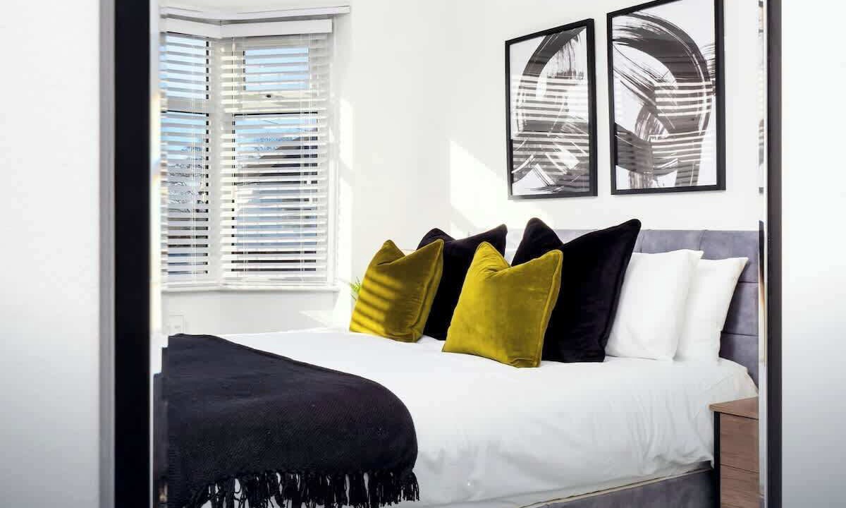 Photo of Bedroom in Stoke-on-Trent