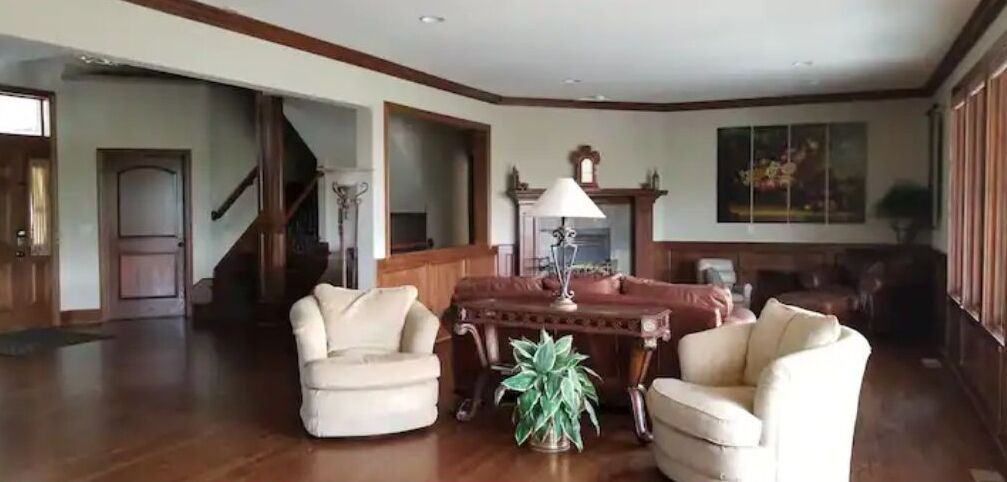 Photo of Livingroom in Shawnee