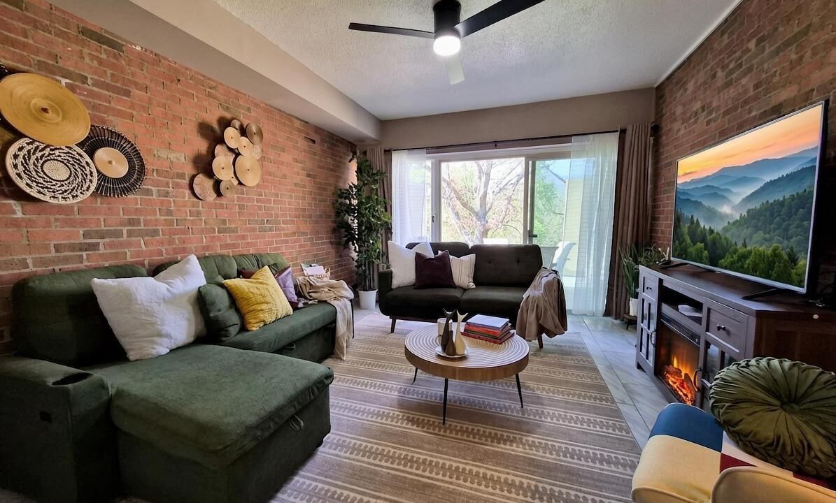 Photo of Livingroom in Pigeon Forge