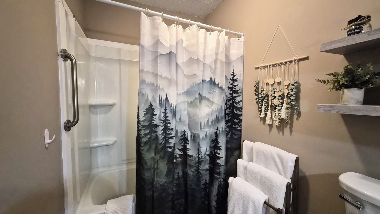 Photo of Bathroom in Pigeon Forge