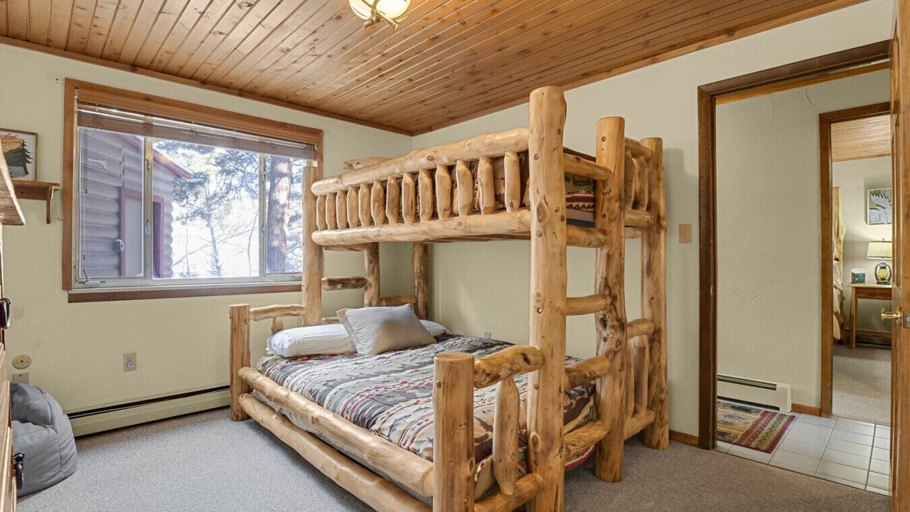 Photo of Bedroom in Spring Valley