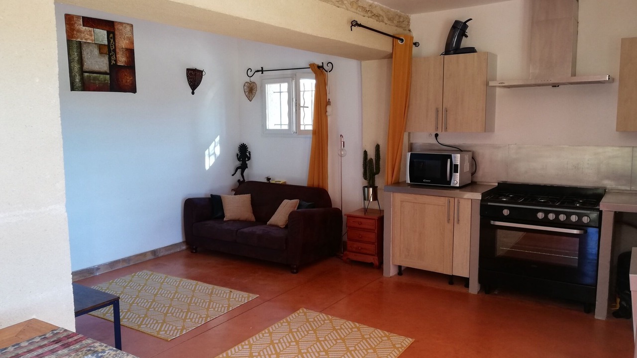 Photo of Livingroom in Cournonsec