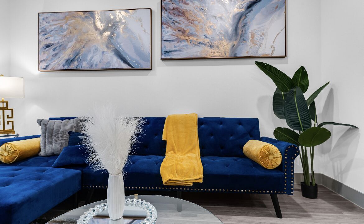 Photo of Livingroom in Weston