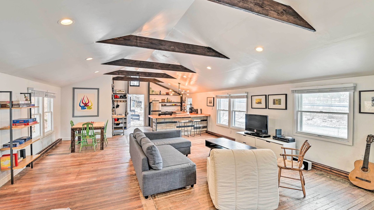 Photo of Livingroom in Prattsville