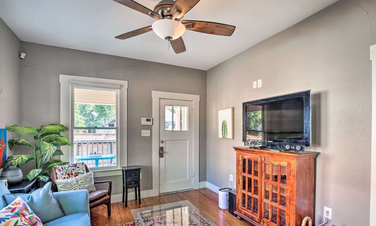 Photo of Bedroom in Southtown