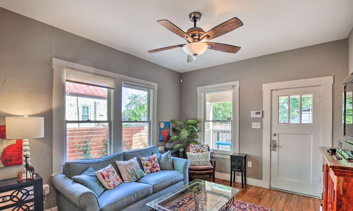 Photo of Livingroom in Southtown