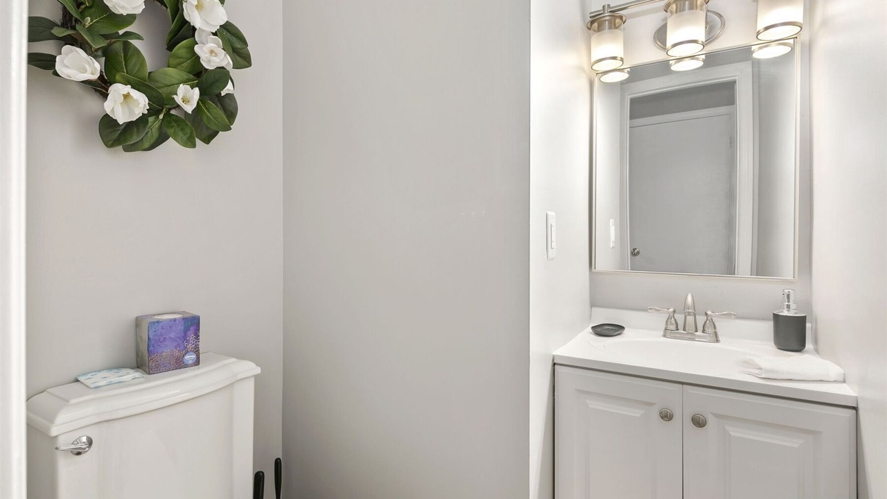 Photo of Bedroom in Potomac Falls
