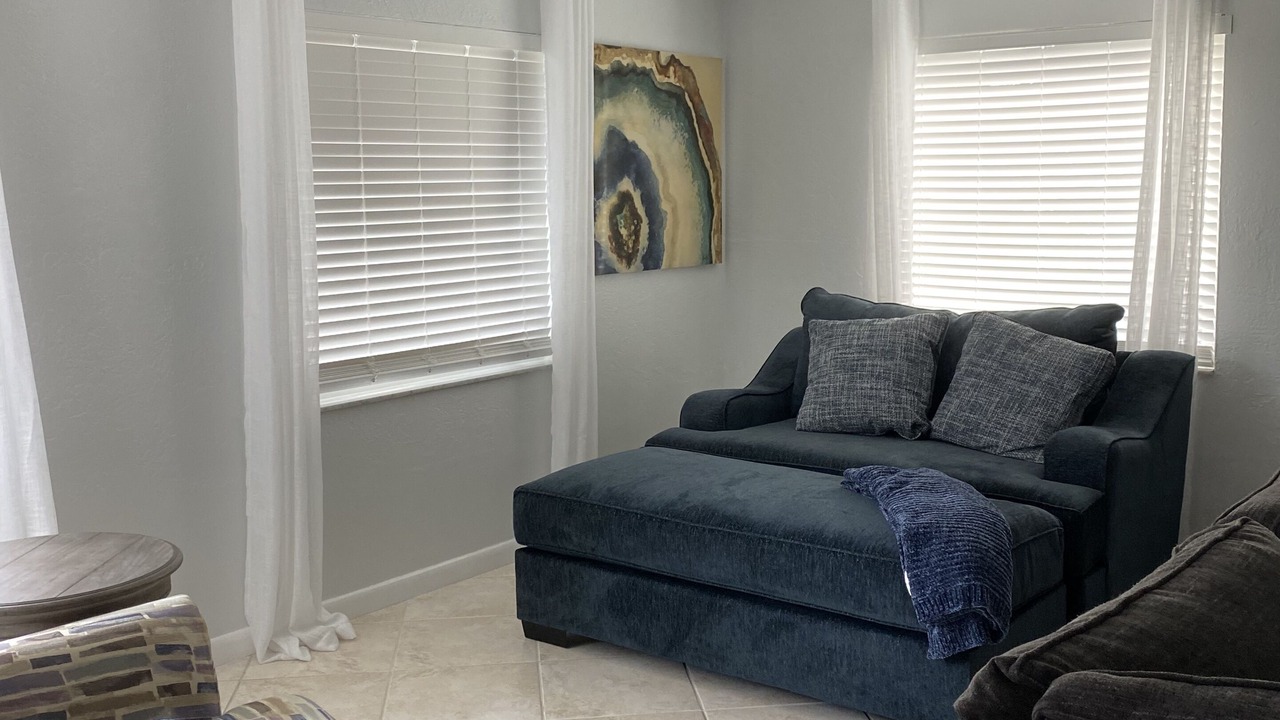 Photo of Livingroom in Holly Hill