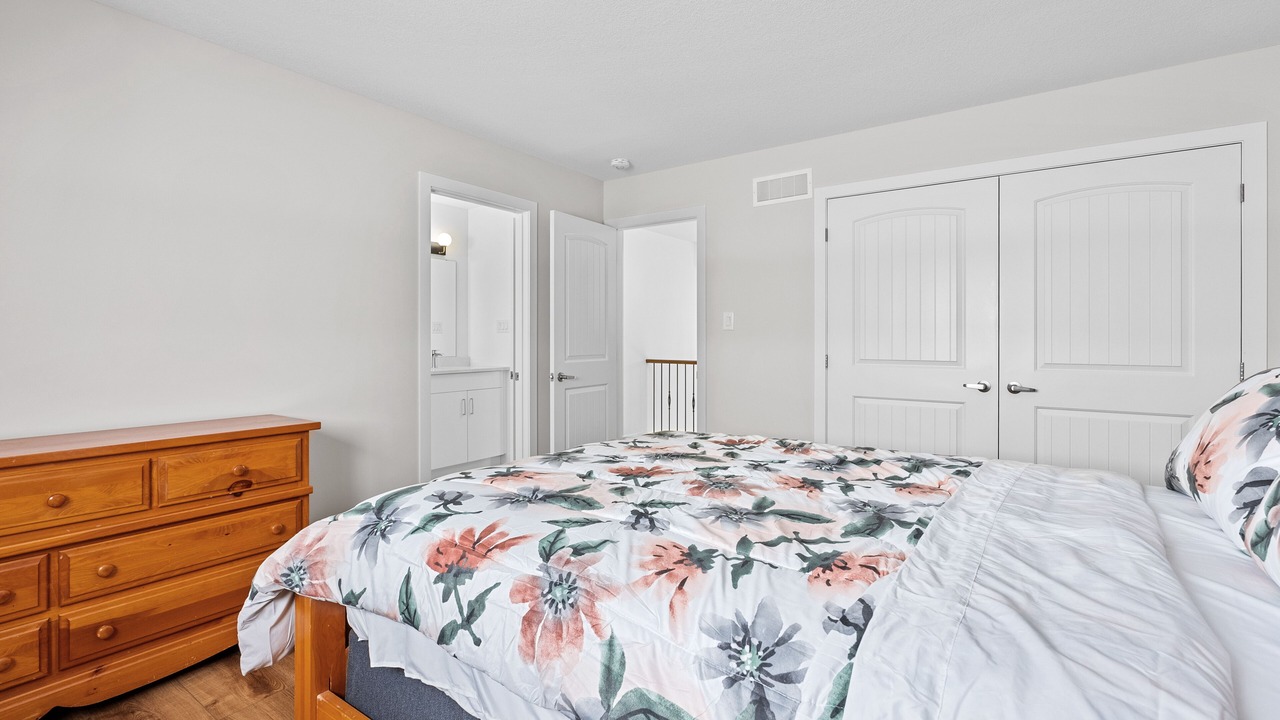 Photo of Bedroom in Lucan Biddulph