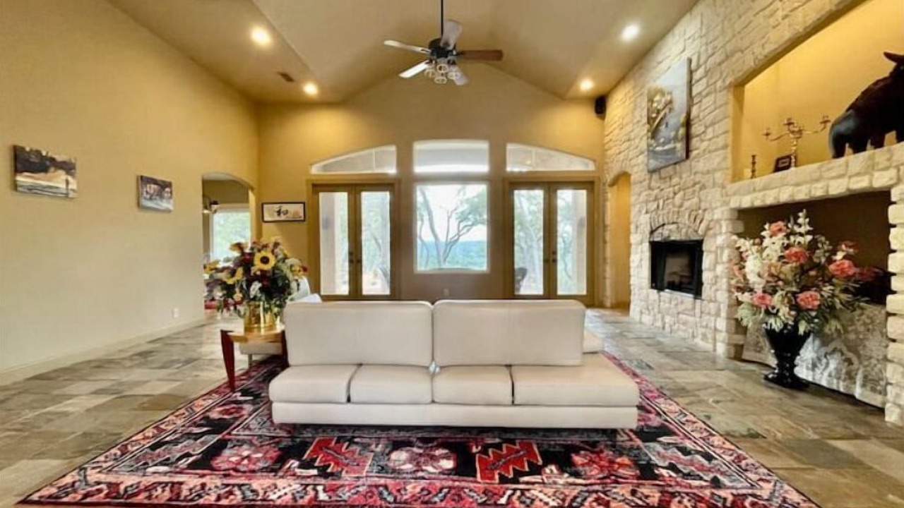 Photo of Livingroom in Wetmore