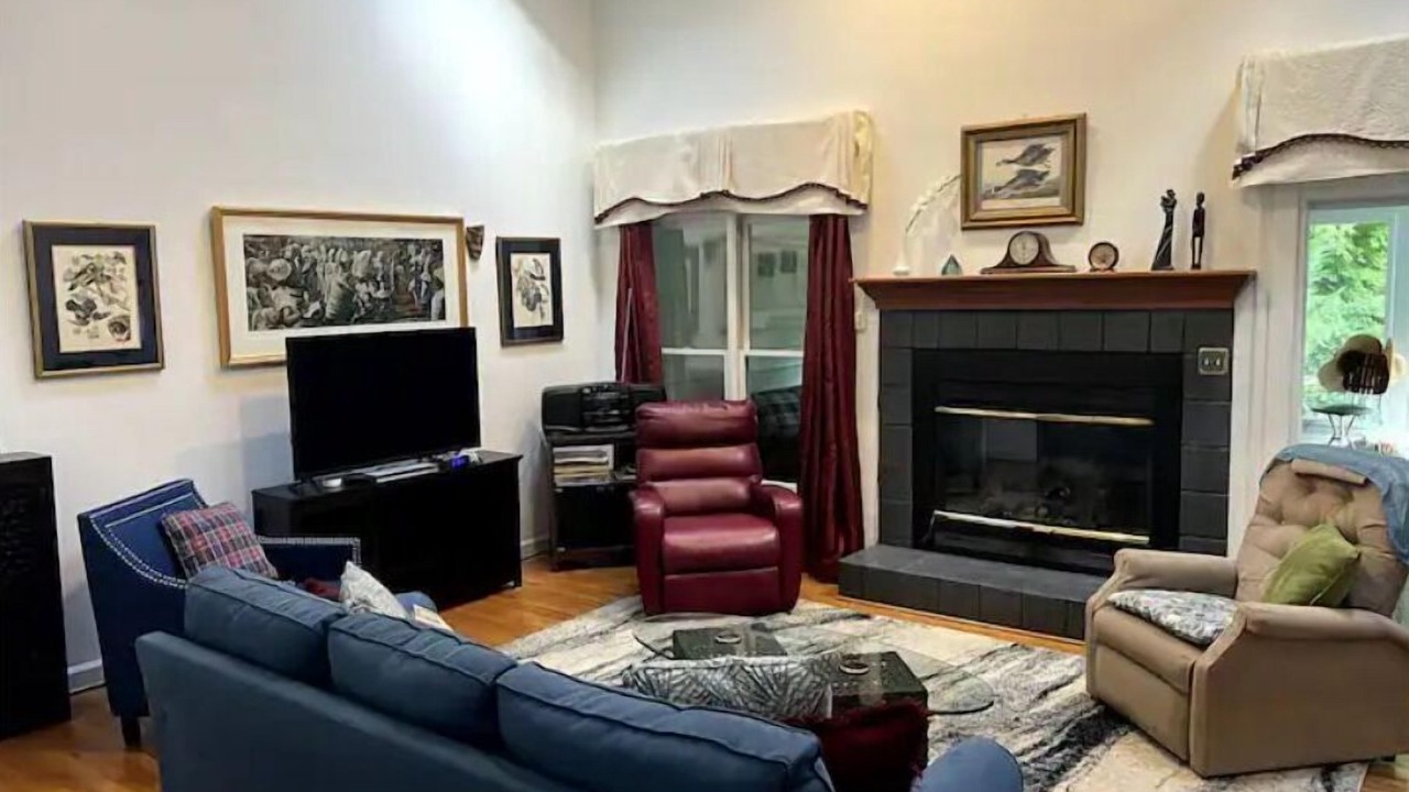 Photo of Livingroom in Creedmoor