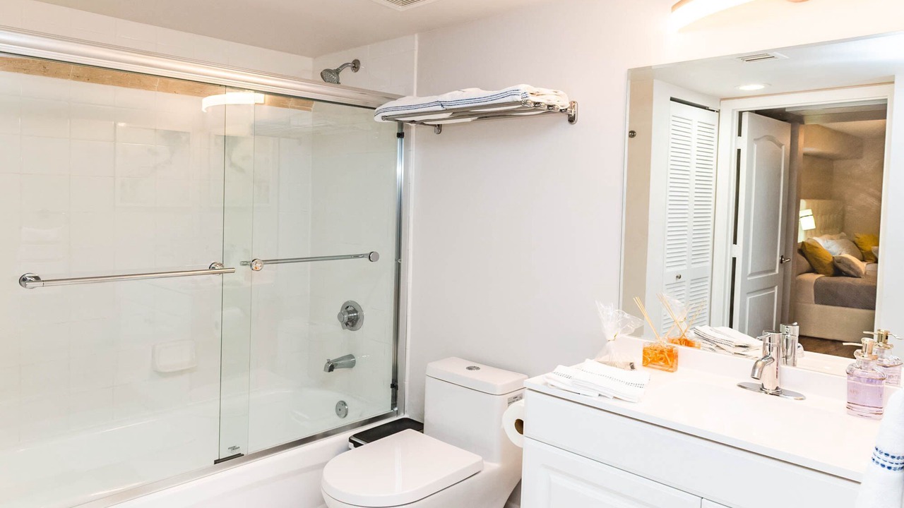 Photo of Bathroom in Brickell