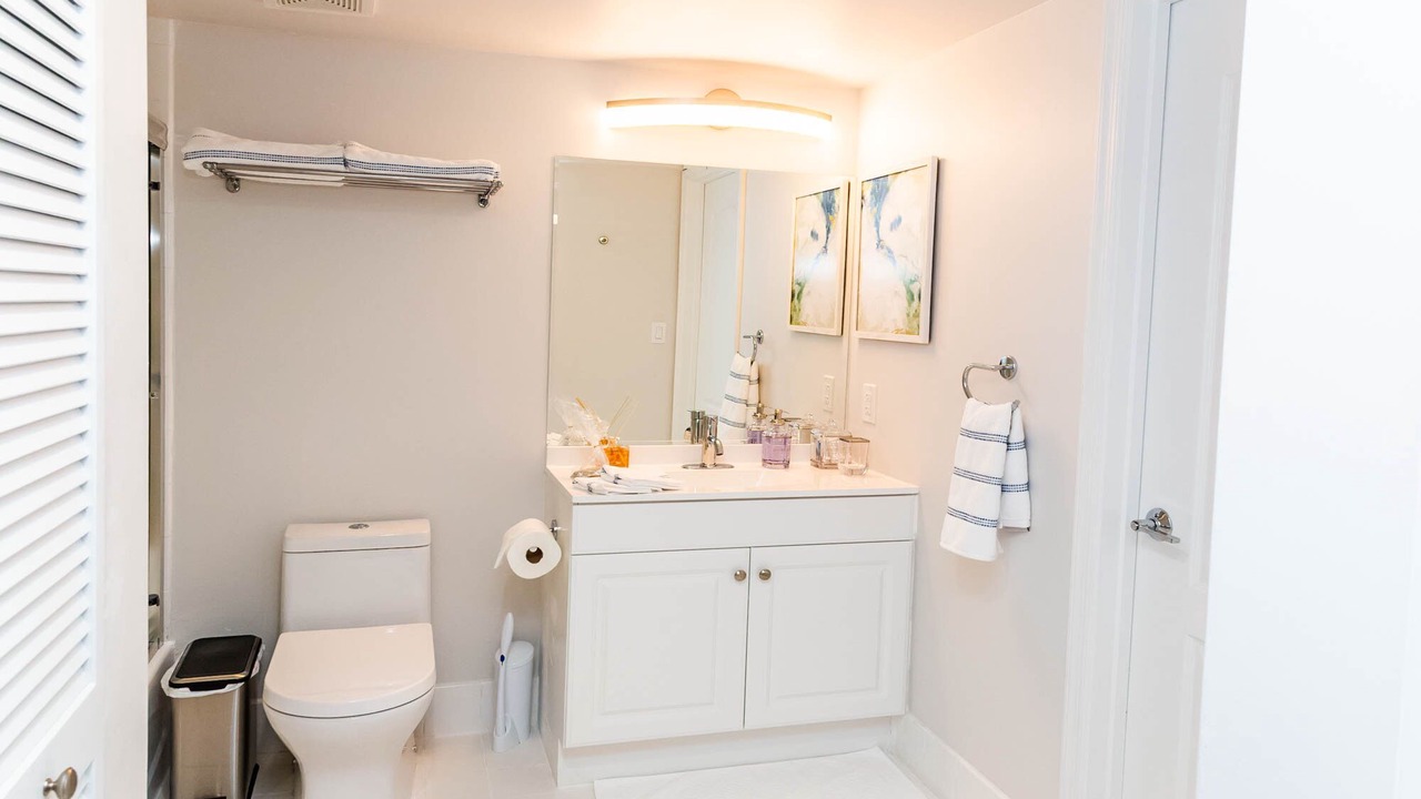 Photo of Bathroom in Brickell