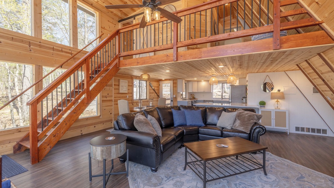 Photo of Livingroom in Innsbrook